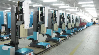 湛江超聲波焊接機(jī)在汽車(chē)內(nèi)飾焊接加工中的應(yīng)用